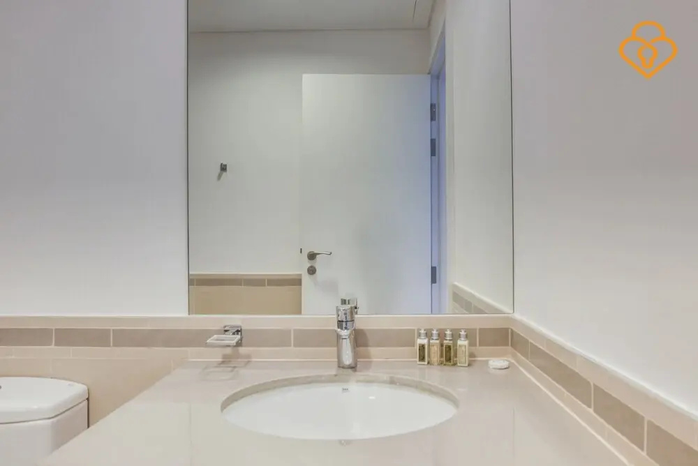 1 B/R Apt 411 Hayat Boulevard Townsquare