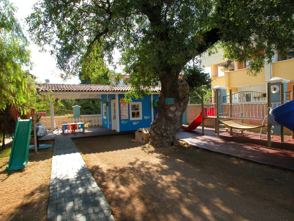 Club Anastasia - Family Hotel