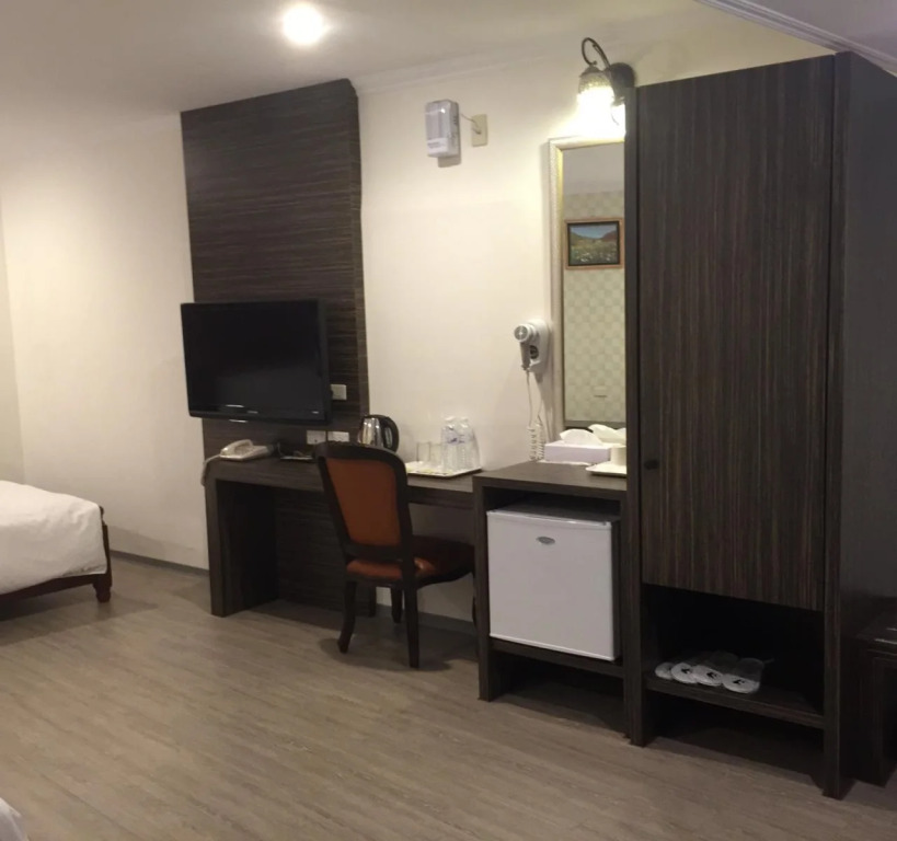 Kousin Hotel