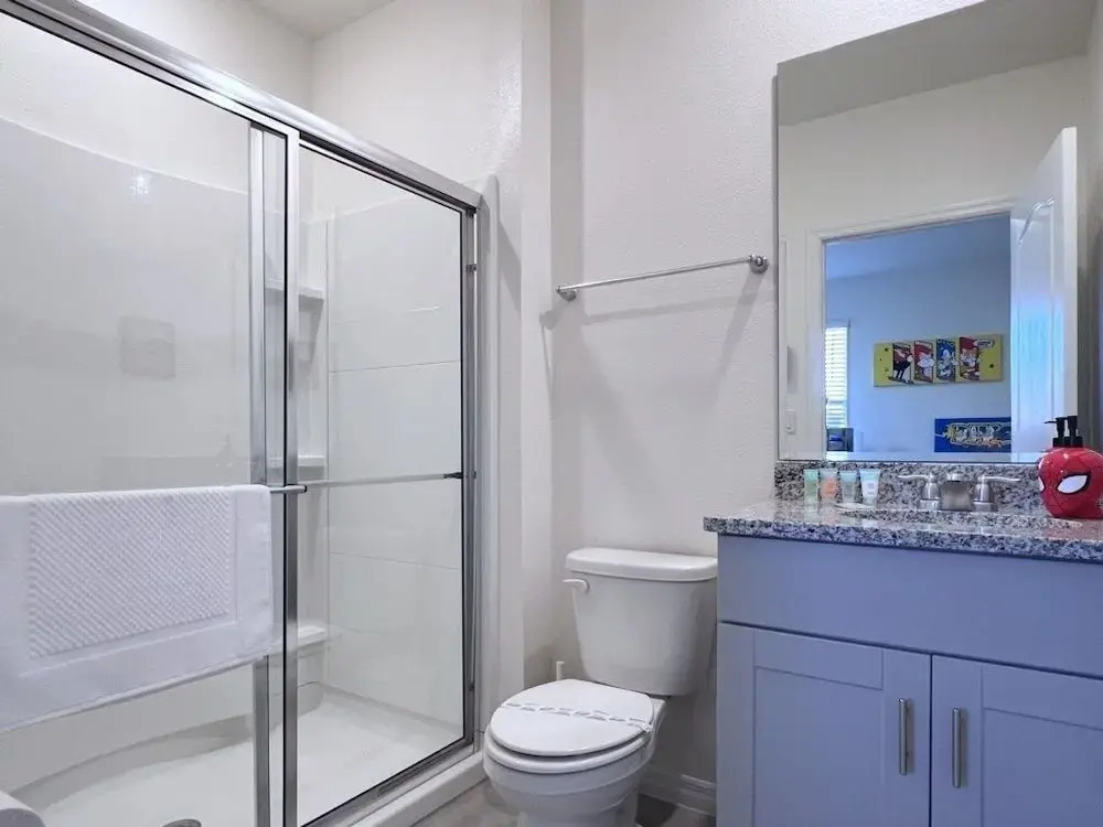 Beautiful 5 Bed Pool Home With Game Room-7543ol 5 Bedroom Home