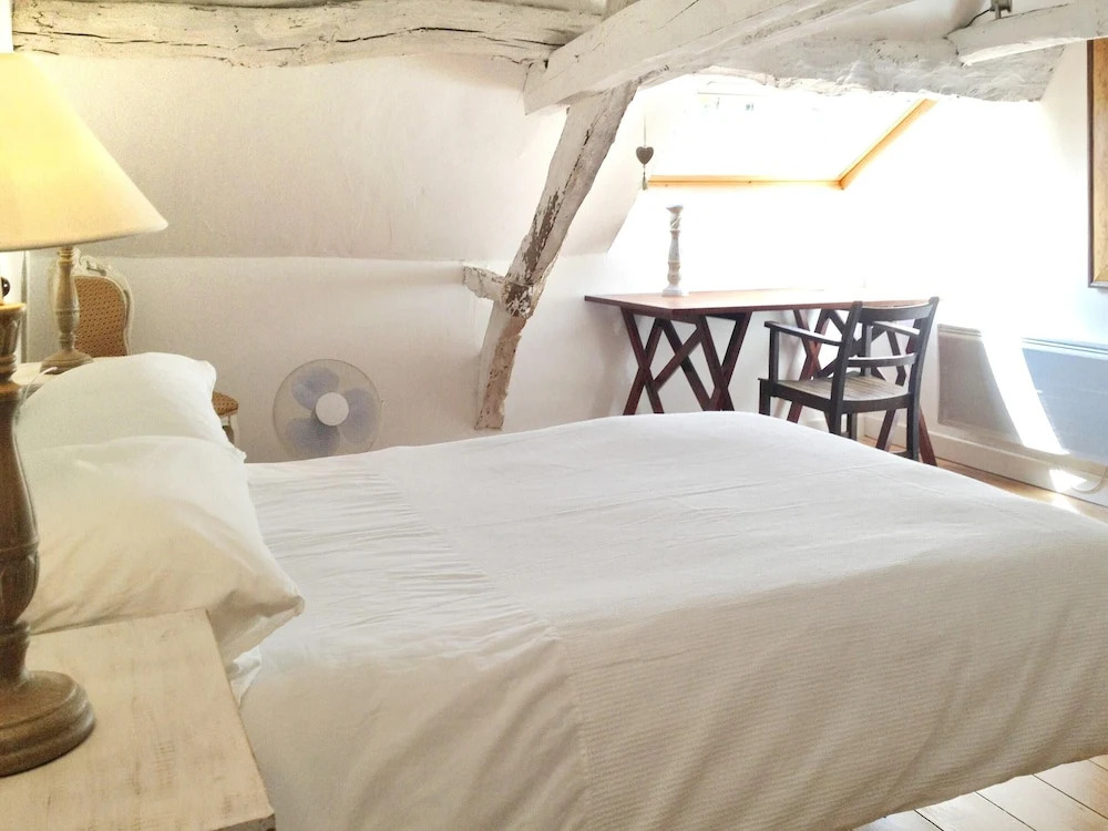 House With 2 Bedrooms in Sanvensa, With Enclosed Garden and Wifi
