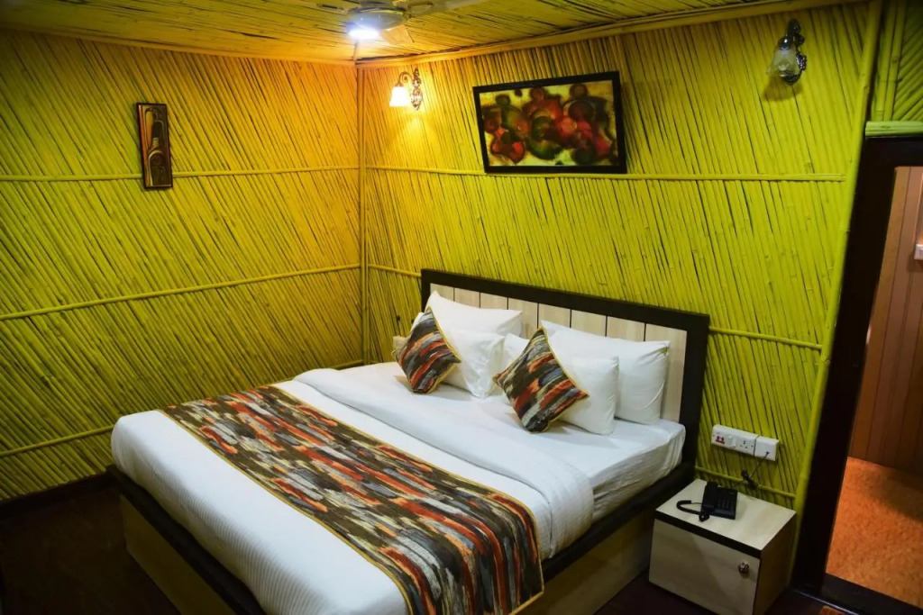 Hotel Bamboo Castle
