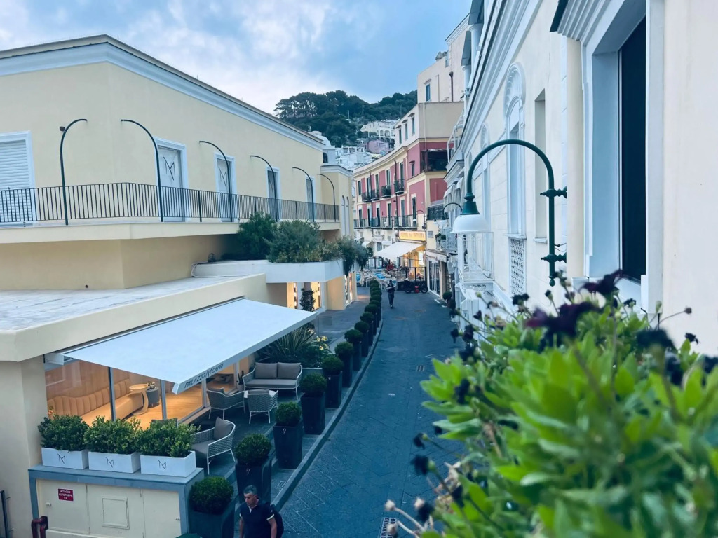 Piazzetta Diefenbach