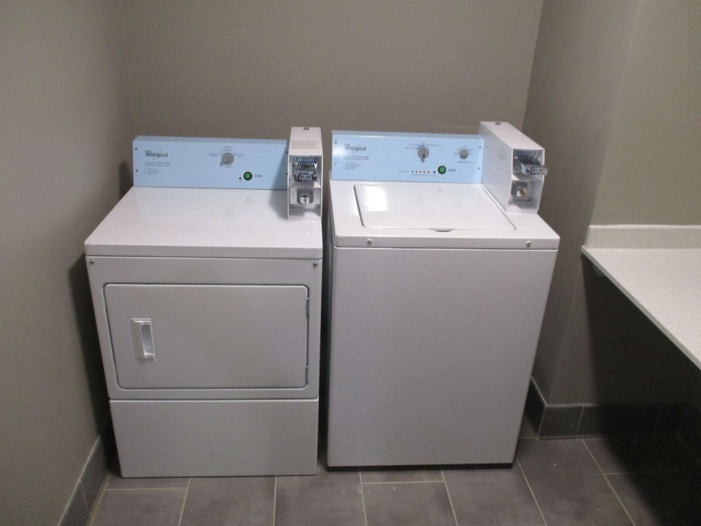 Best Western Plus Roland Inn & Suites