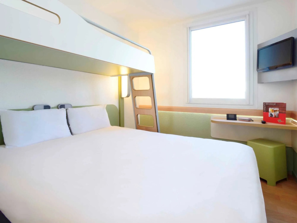 ibis budget Cherbourg - La Glacerie