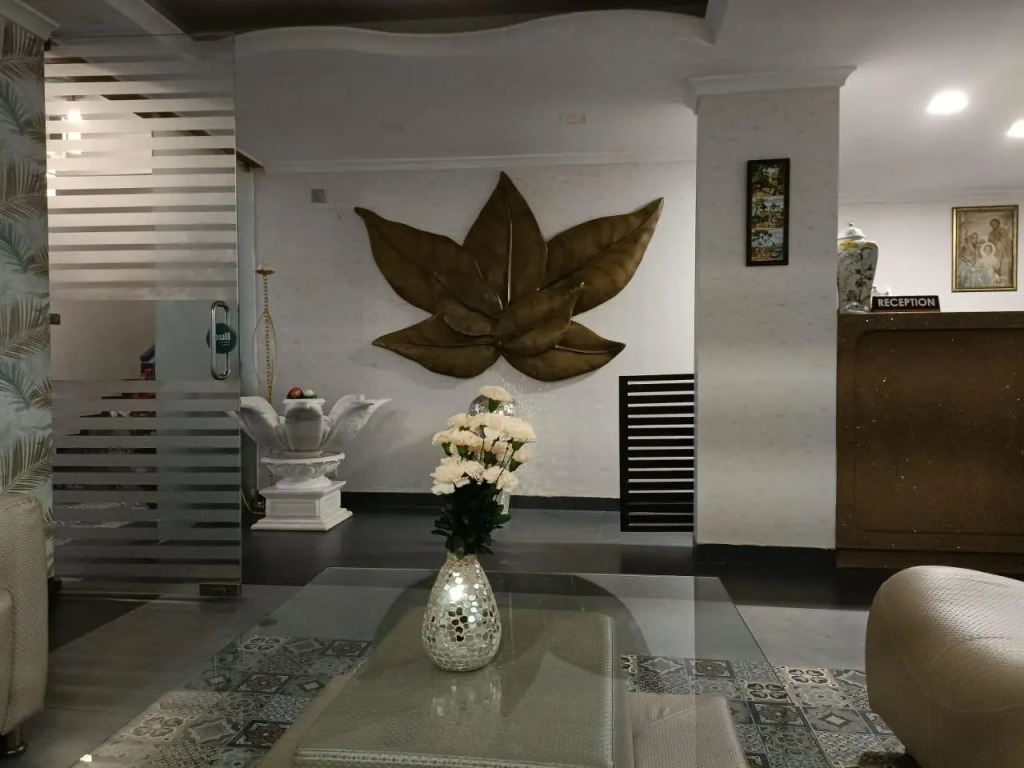 Candolim Suites