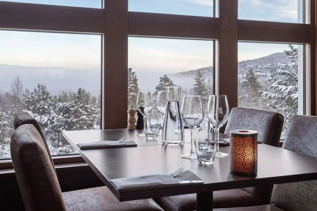 Stoten Ski Hotel