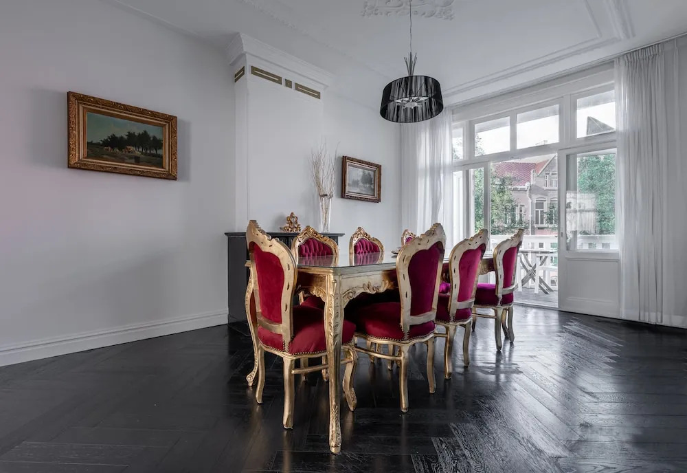 L'Home Apartment