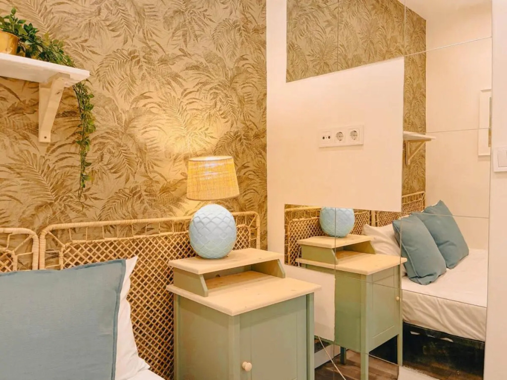 Charming Local Flat Near Sao Bento Palace