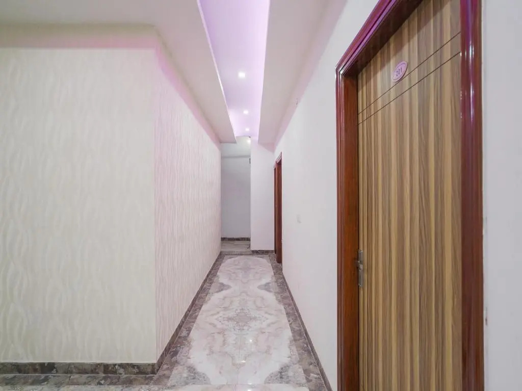 FabHotel Amour I