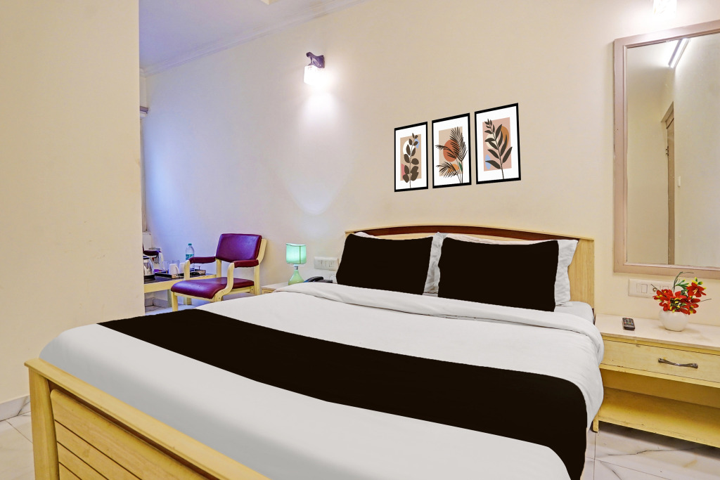Townhouse Oak Nirman Nagar Mansarovar Formerly The Tulip Regency