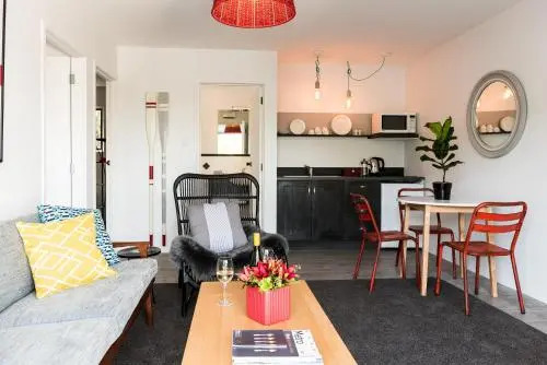 Triton Suites Motel