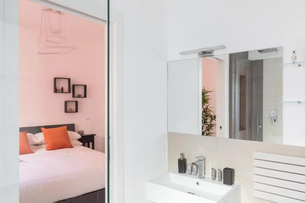 Amoretti Apartment, 6 persone, 3 camere, 2 bagni, balcone, Wi-Fi, Metro B Monti Tiburtini