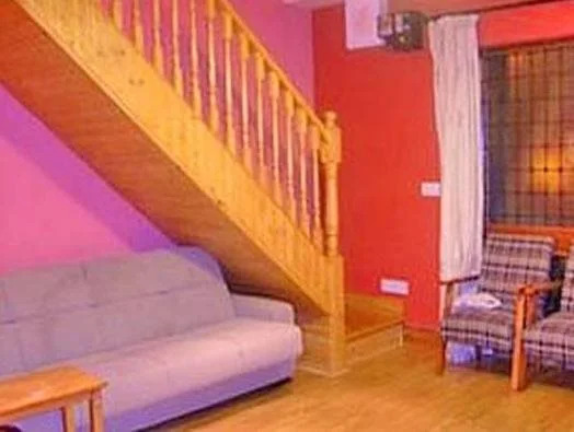 Friary Downs House & Apartment