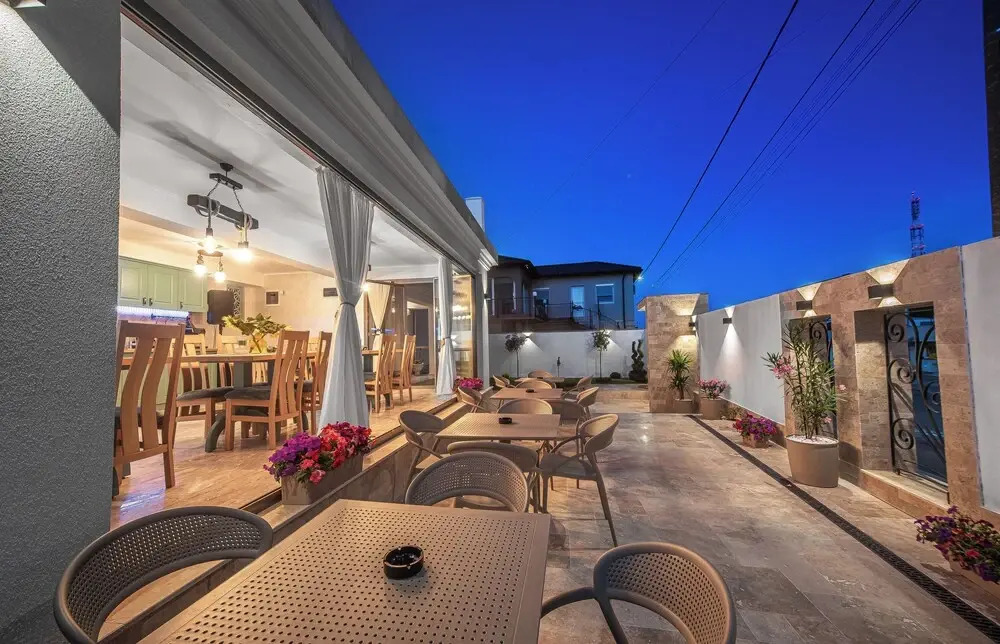 Thaya Rooms
