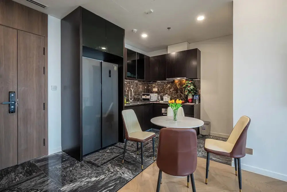 The Lumiere Luxury Citypoint ANGIA