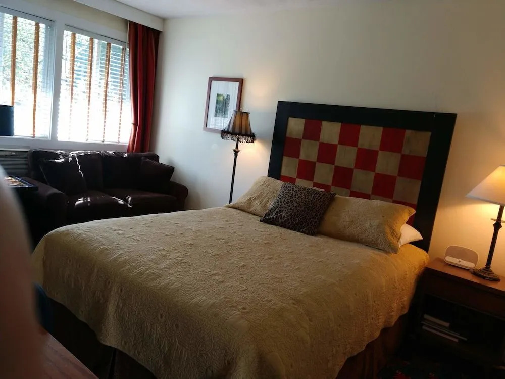 Silvanus Lodge