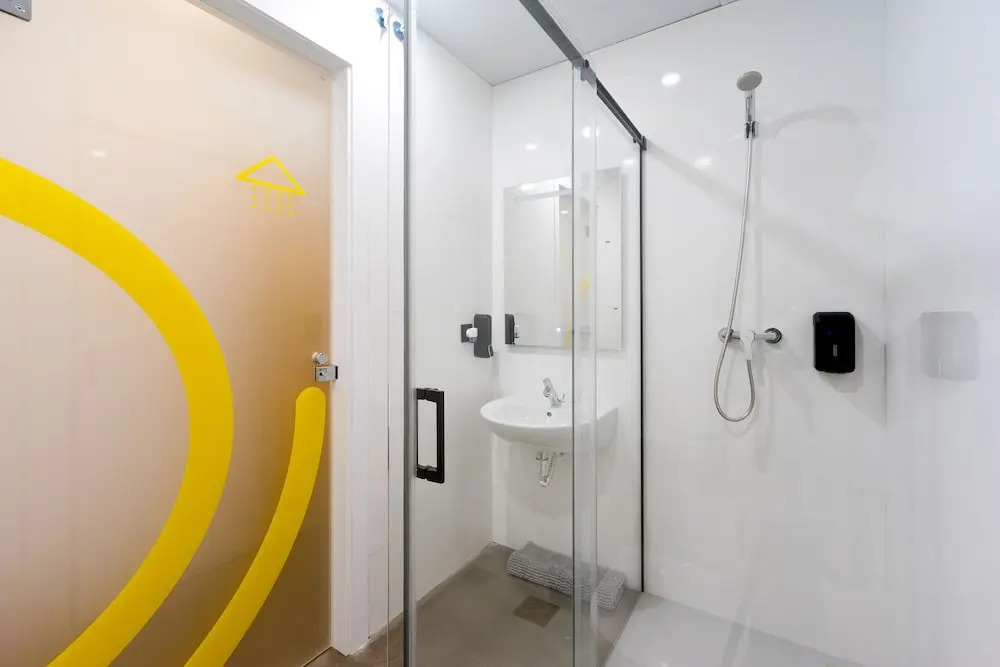 Konk Hostel