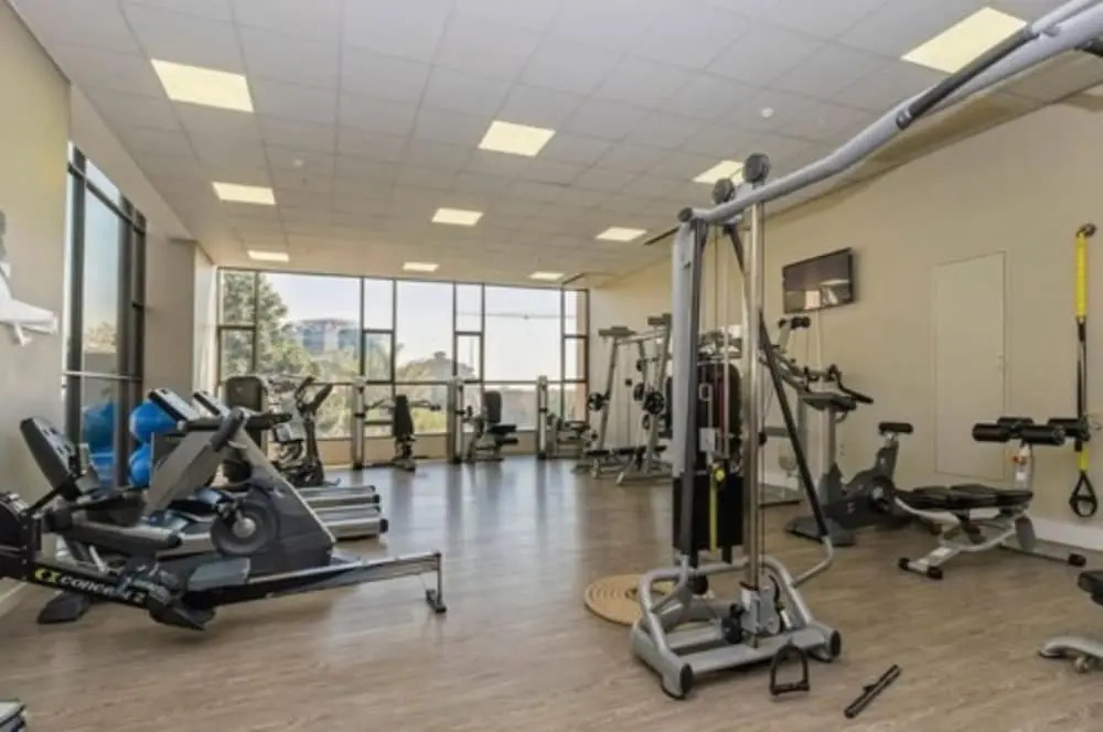 Sandton Skye Apartment - 616
