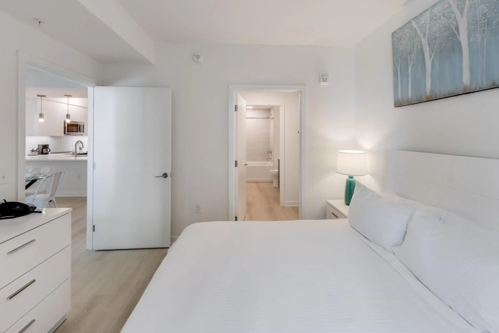 Global Luxury Suites at Capitol Hill