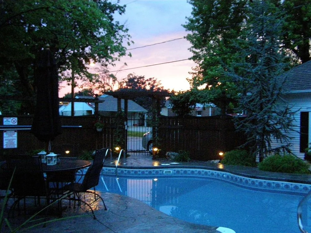 Marlborough House Bed & Breakfast