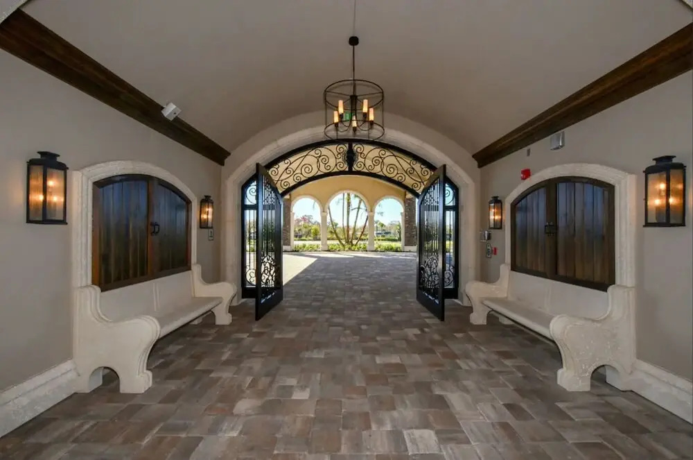 Golf Course Views 2 Bedroom Condo Located in Lakewood National Golf & Country Club 2 Condo by RedAwning
