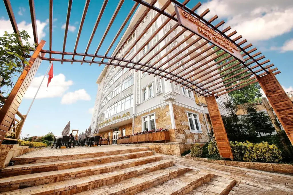 SAFRAN GERMİA PALaS