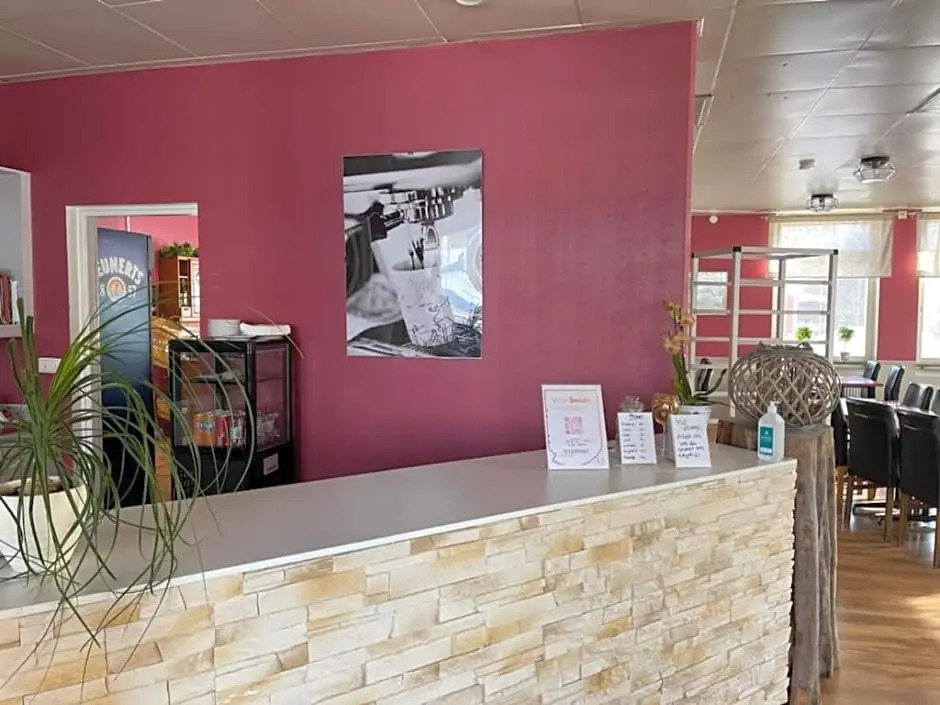 Dentas Hotell Raivi