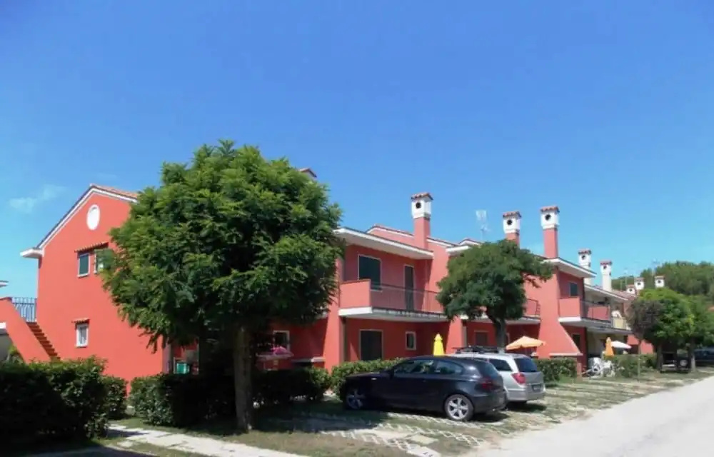 Spacious Family Villa With Playground and Pool