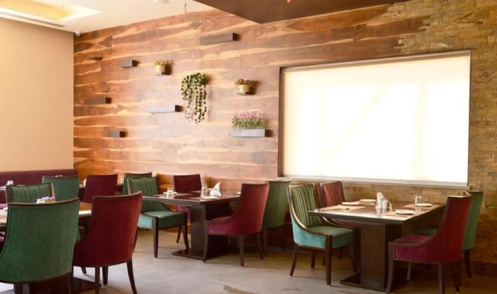 Hotel Grand Maple