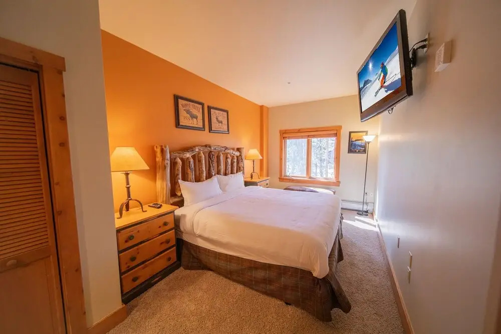 Expedition Station 8568 by SummitCove Vacation Lodging