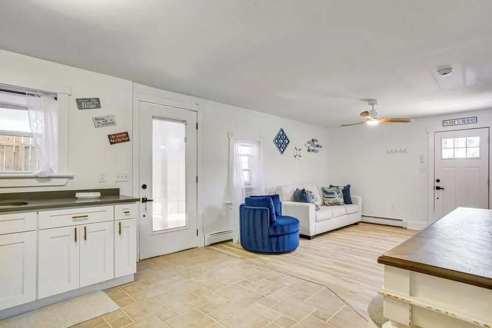 Walk to Beach: Somers Point Apartment!