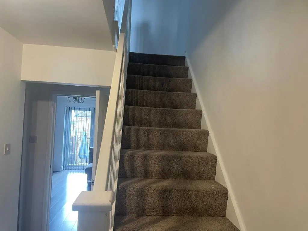 River House 2BR 1 bathroom downstairs toilet Parking St Neots Town Centre
