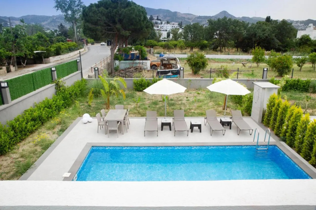 BD4108 Two Bedroomed Villa withPool inBodrumYalikavak