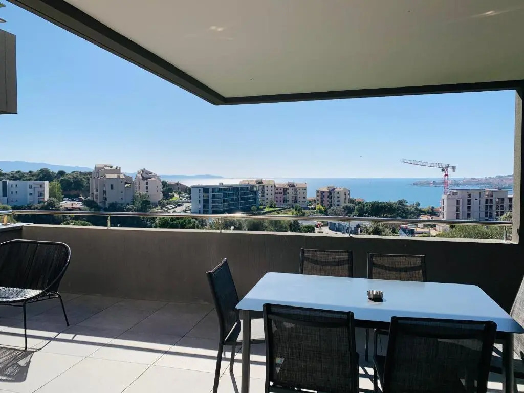 T2 Ajaccio vue mer