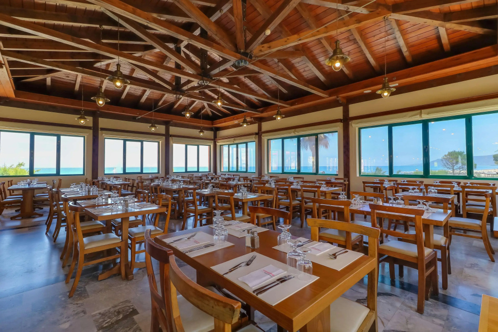 Отель Mare Monte Beach Hotel