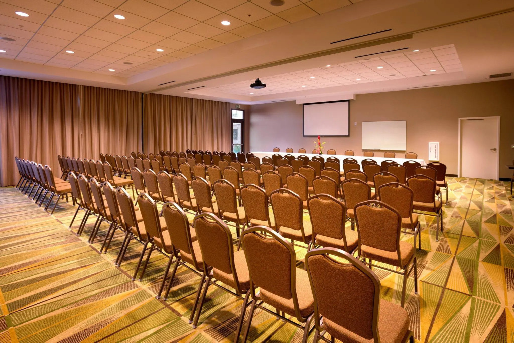 Courtyard by Marriott Oahu North Shore - No Resort Fee