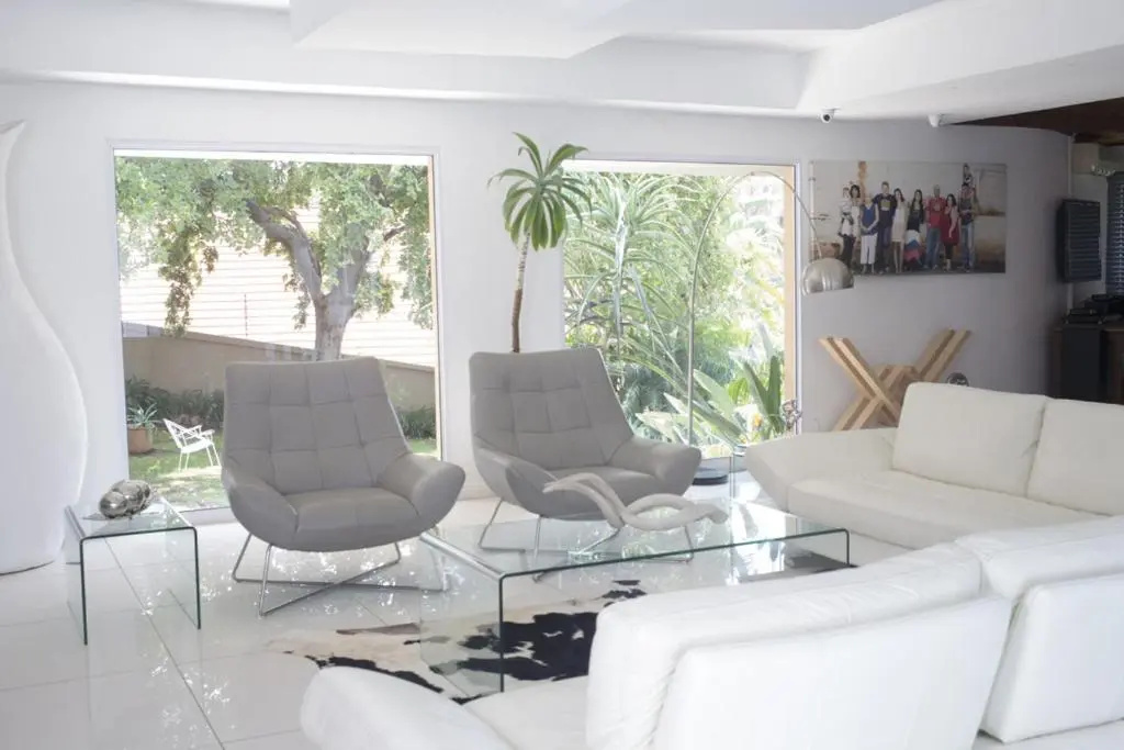 Luxury Upmarket Guesthouse 20 on 4th