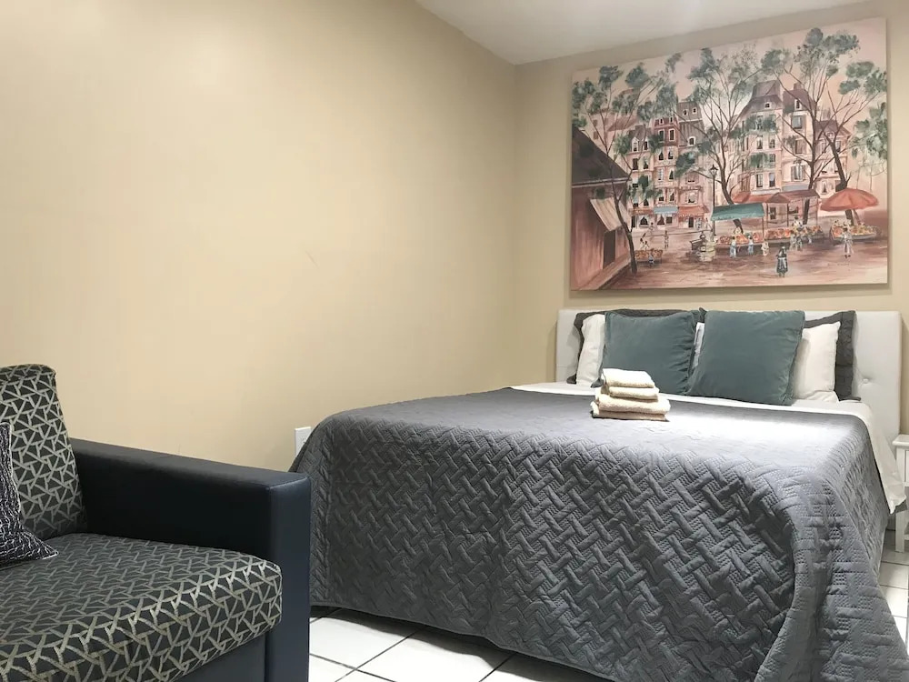 Sheridan Hostel