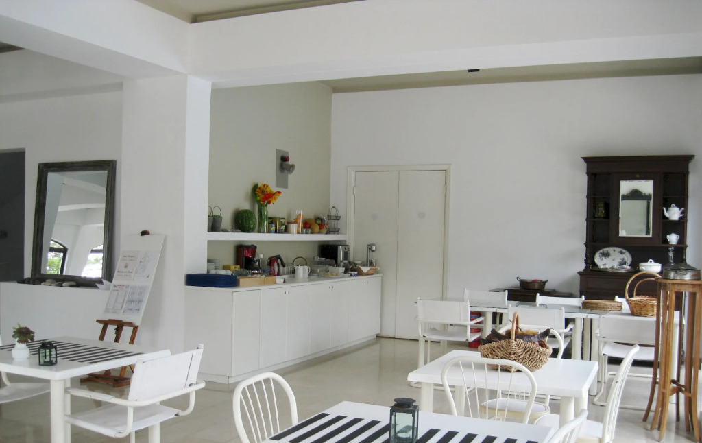 Apollon Resort