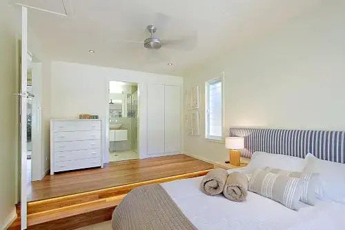 Mi Casa - stylish beach house near town & surf