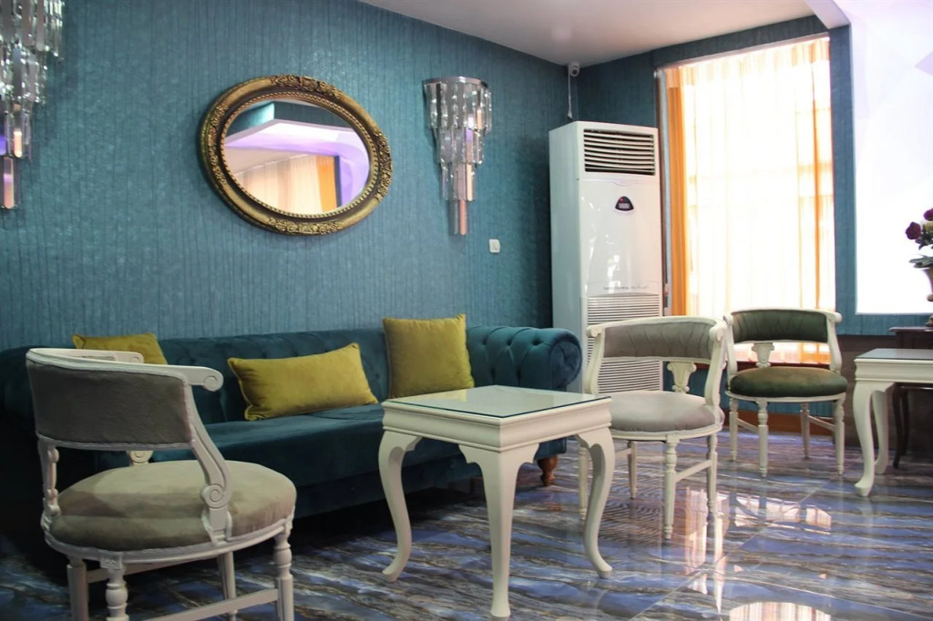 Kaya Madrid Hotel