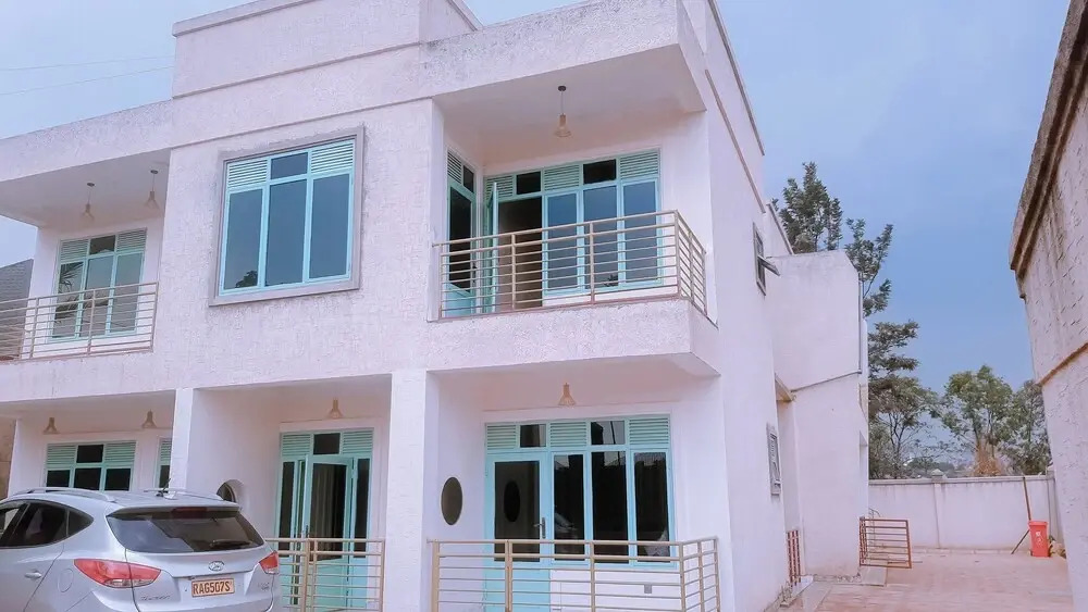 Velvet Villas