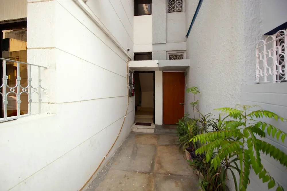 OYO 6107 Hauz Khas