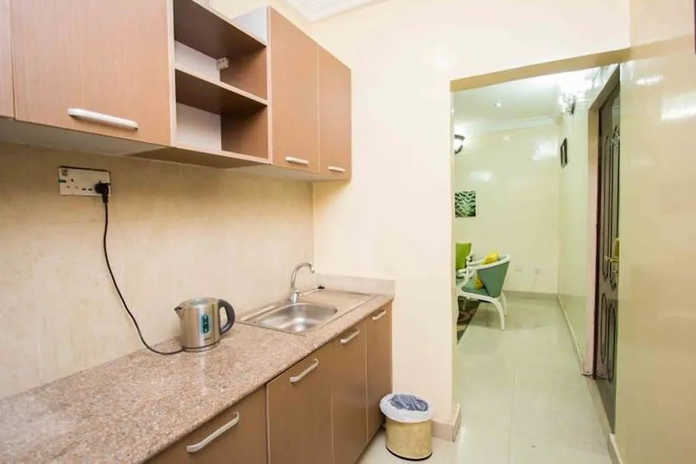 ERiTH APARTMENT & SUITES