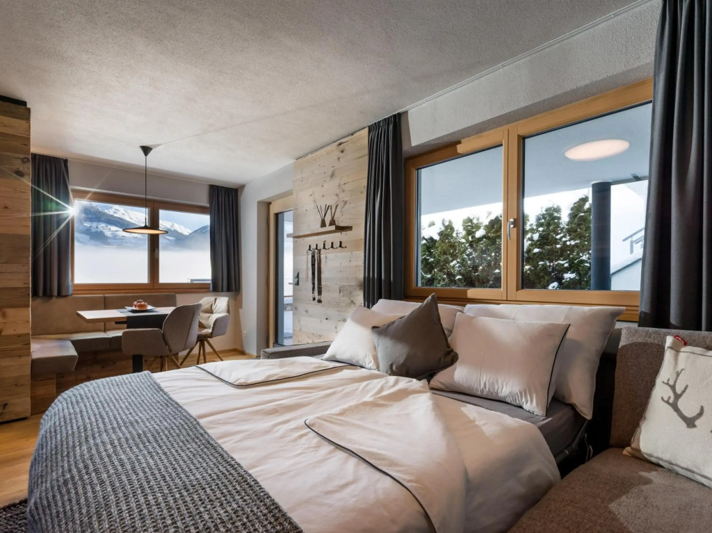 Van's Place, Luxury Apartment