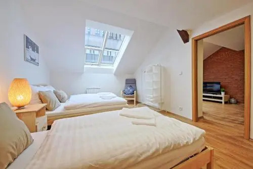 Nabo Apartments