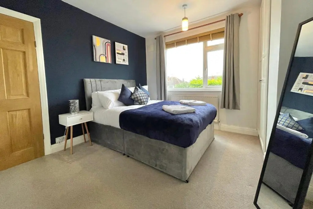 Seedfield House - Elegant Stylish Home