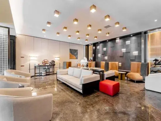 Ramada Bayonne Hotel