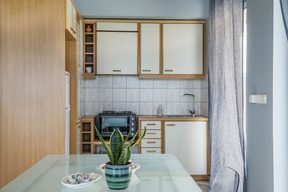 Nais Apartments & Studios